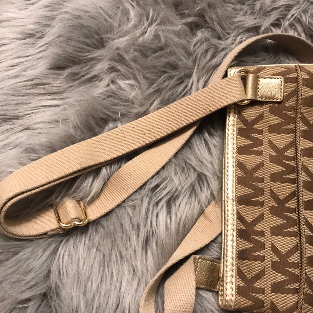 Michael Kors Crossbody Bag - Picture 8 of 8